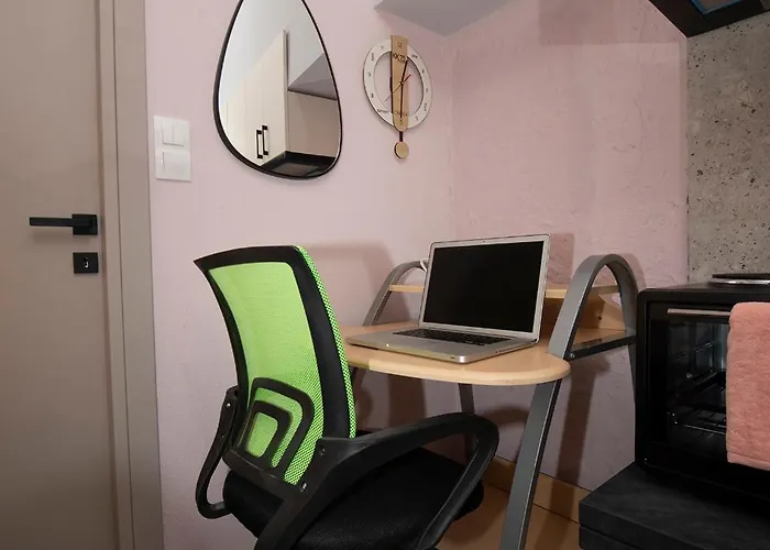 Kk75corner Caoba Lejlighed