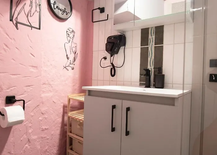 Kk75corner Caoba Thessaloníki