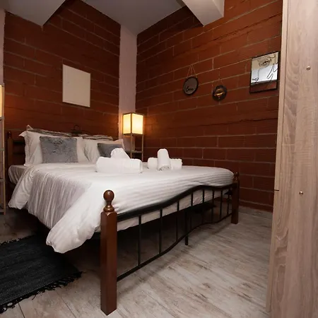 Kk75corner Caoba アパート テッサロニキ